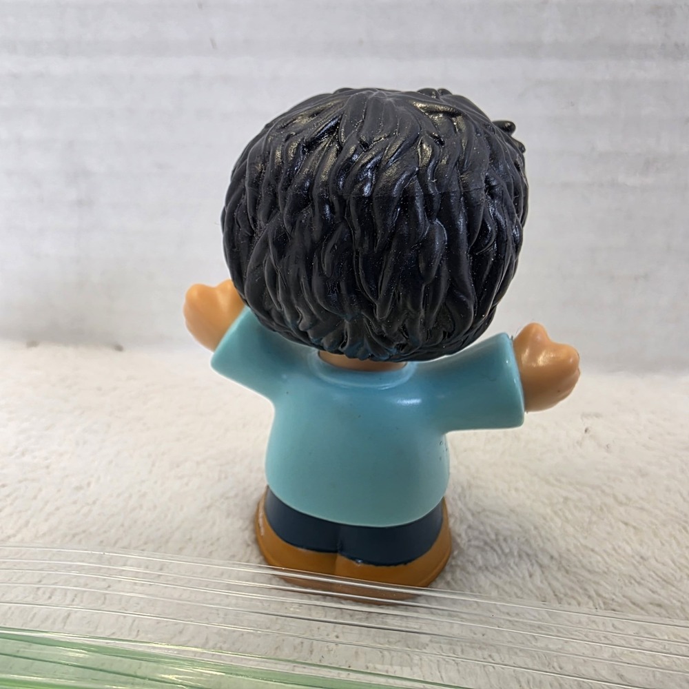 Fisher Price Little People‎ Black Hair Pet Shop Boy Dad Koby Apron Glasses - Picture 4 of 6